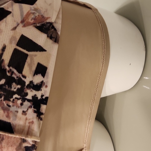 [Forever 21] Beige Print Spaghetti Strap Dress - Size L - Picture 6 of 8